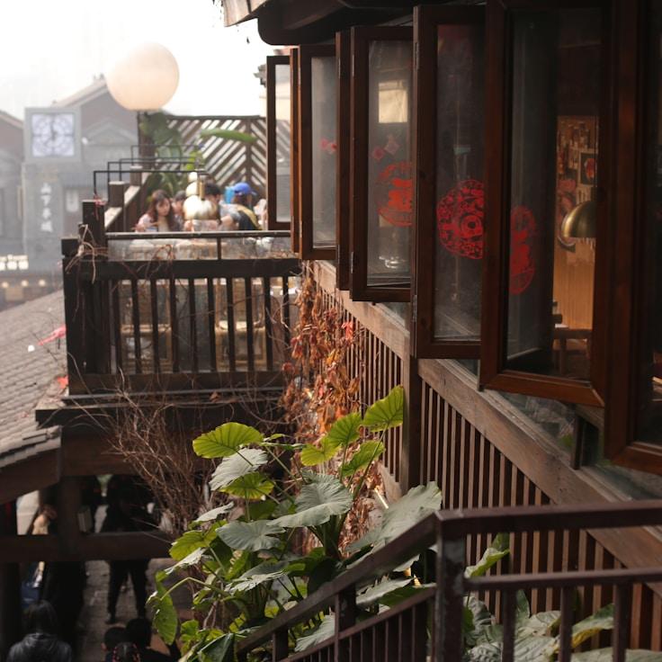 Outdoor terrace seating suitable for families in Lisbon